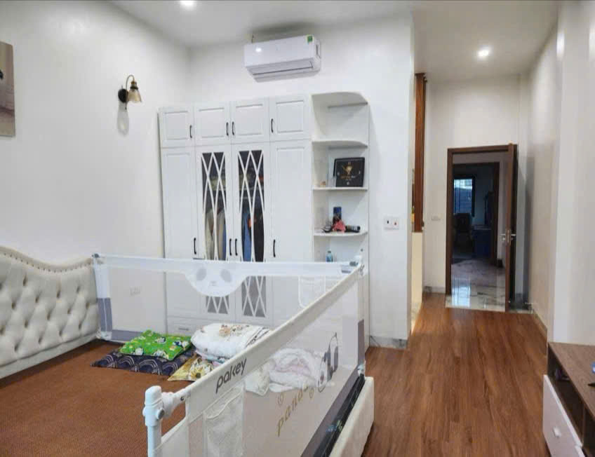 CHÍNH CHỦ CẦN BÁN  NHÀ CÓ VỊ TRÍ ĐẸP TẠI MẶT TIỀN ĐƯỜNG NGÔ THẾ VINH - PHƯỜNG LỘC HÒA - TP.NAM ĐỊNH