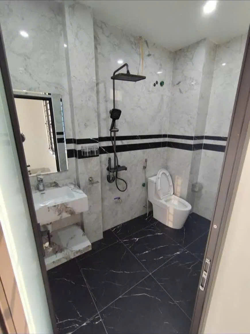 CHÍNH CHỦ CẦN BÁN  NHÀ CÓ VỊ TRÍ ĐẸP TẠI MẶT TIỀN ĐƯỜNG NGÔ THẾ VINH - PHƯỜNG LỘC HÒA - TP.NAM ĐỊNH-3