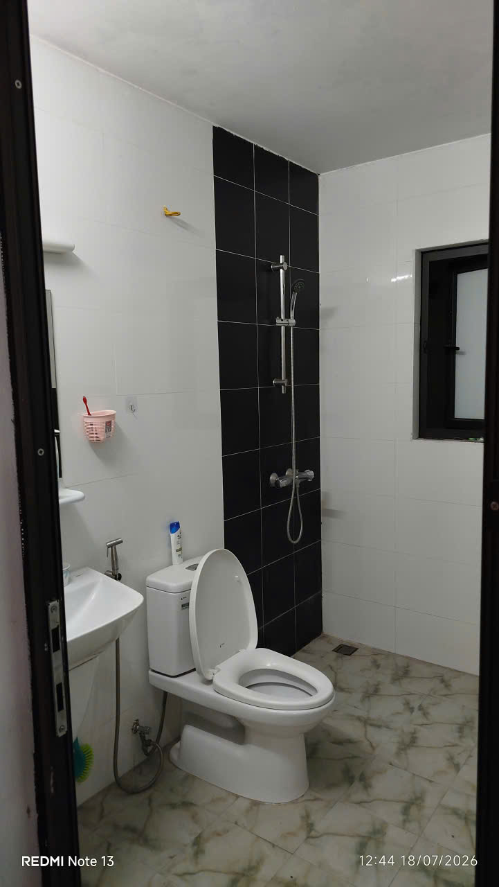 Chính chủ bán nhà 5 tầng 36m²,phố Nhật Chiêu,cách 20m ra Hồ Tây,ô tô qua nhà-12,5 tỷ,sđt 0382188085