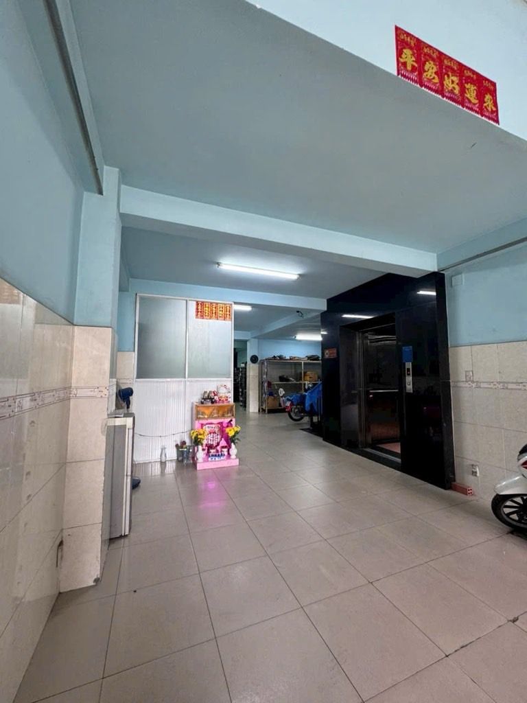 Bán nhà Xe Hơi Âu Dương Lân 5 tầng Thang Máy 7x22 dòng tiền 60tr/tháng - 0931172218