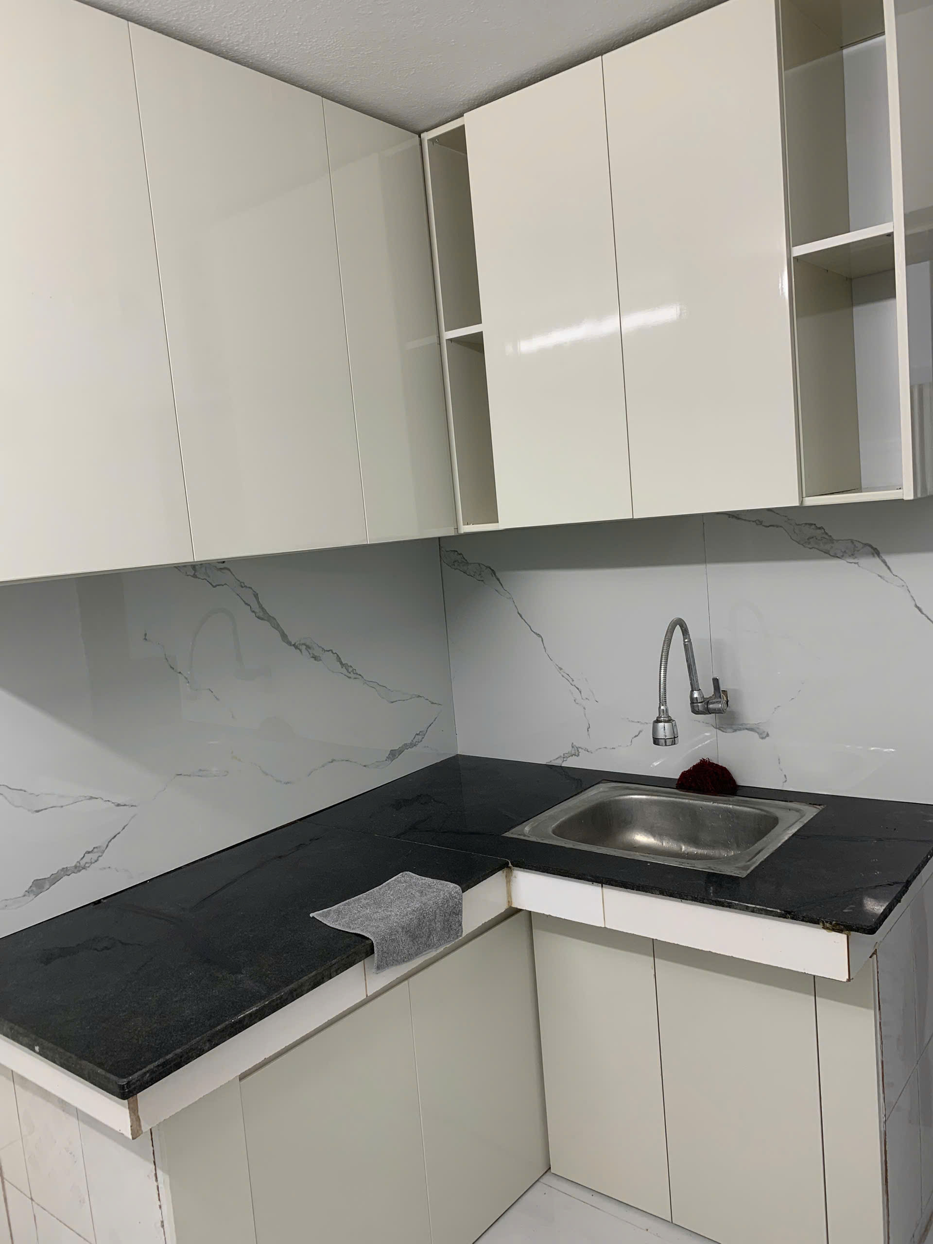 Nhà mặt phố Cô Đoài đường rộng đất nở hậu giá 2.x tỷ
