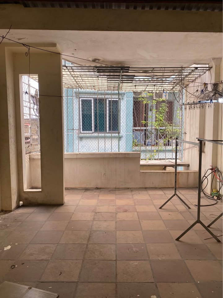 BÁN NHÀ PHỐ THÁI HÀ KINH DOANH SẦM UẤT NGÀY ĐÊM .-3