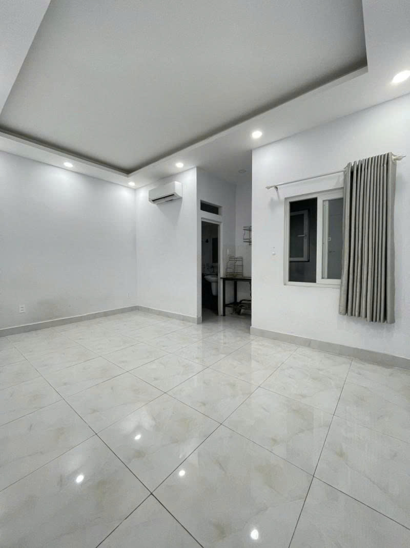 Bán nhà Mặt tiền Nguyễn Văn Khối - ngay Phạm Văn Chiêu, 5,9x24m, 5 T - 18 CHDV, 23,5 Tỷ,-3