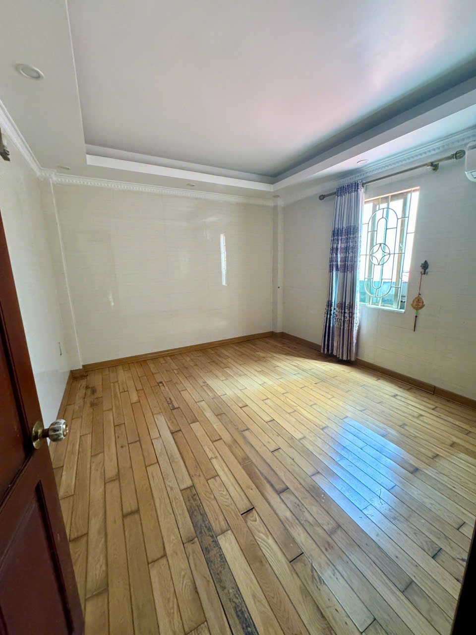 BÁN NHÀ 4 TẦNG HỒ SEN – TRUNG TÂM HẢI PHÒNG-3