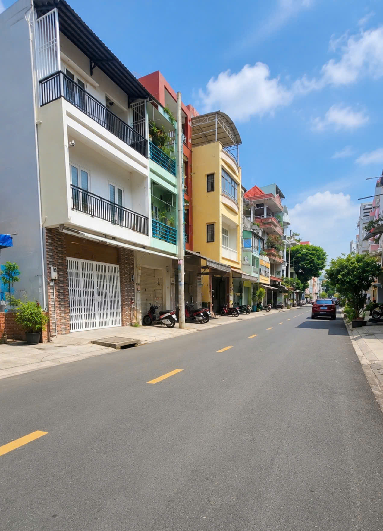 MẶT TIỀN ĐƯỜNG HÒA HẢO - LÔ GÓC VỈA HÈ 2 BÊN - KINH DOANH ĐA NGÀNH - 44M² - 5 TẦNG