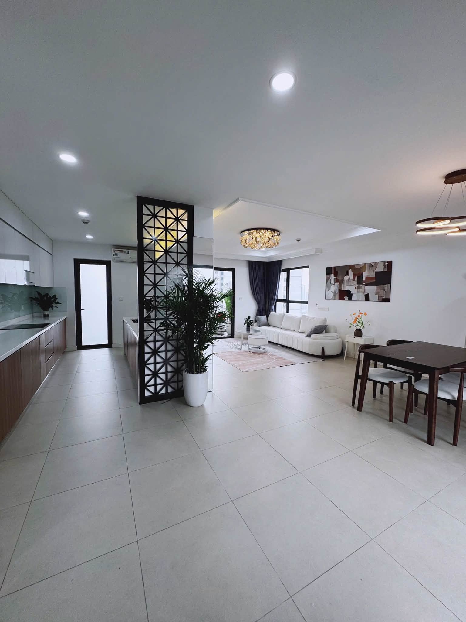CH 3PN GÓC I VIEW HỒ TÂY – KOSMO I 17 TỶ .TÀI SẢN GIỮ GIÁ TRỊ TẠI KHU NGOẠI GIAO ĐOÀN.