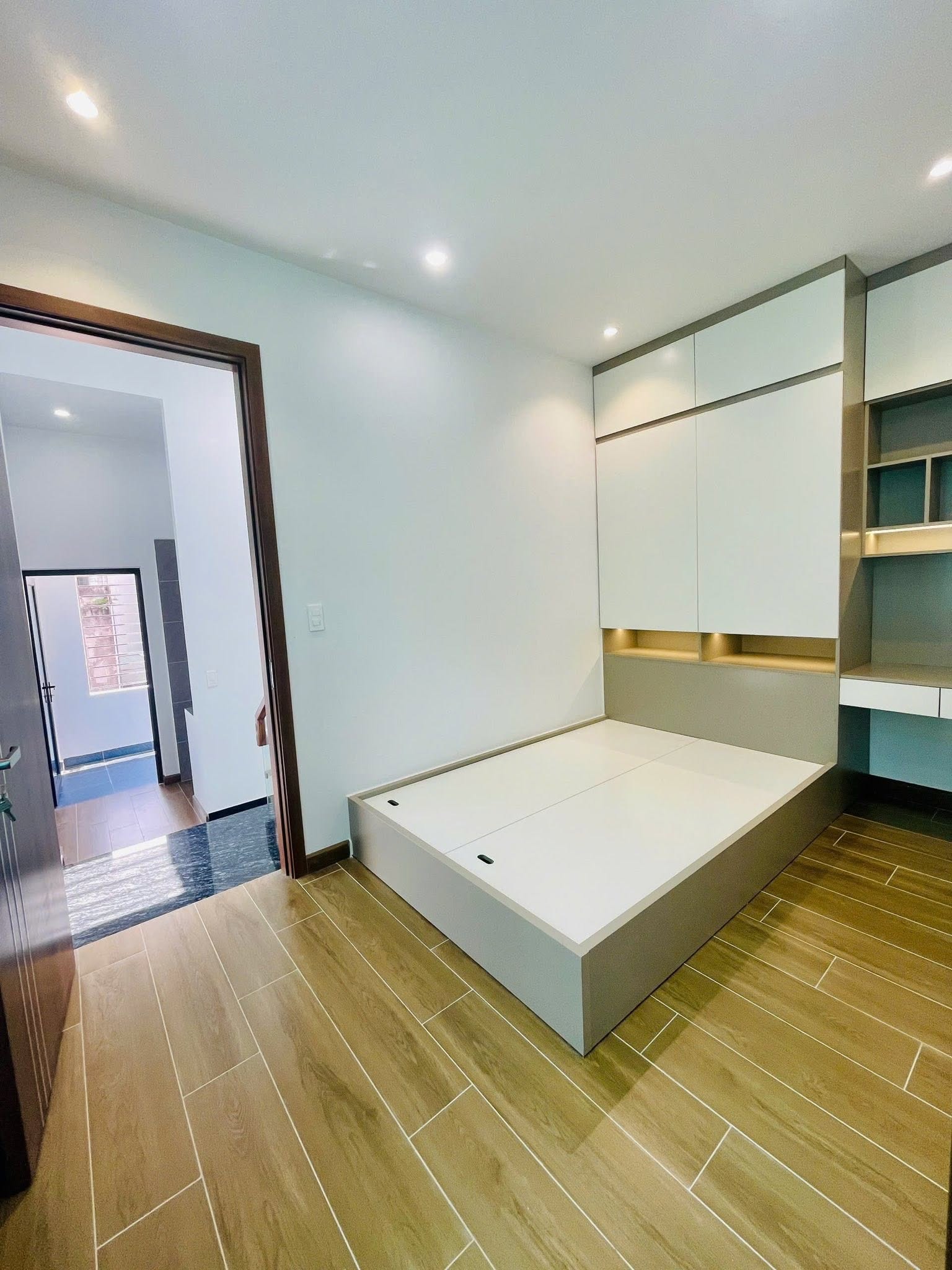 Bán căn nhà 3 tầng ngõ 381 Nguyễn Lương Bằng, ph Thanh Bình, TP HD, 46m2, mt 4.2m, 3 ngủ, 2.68 tỷ-5