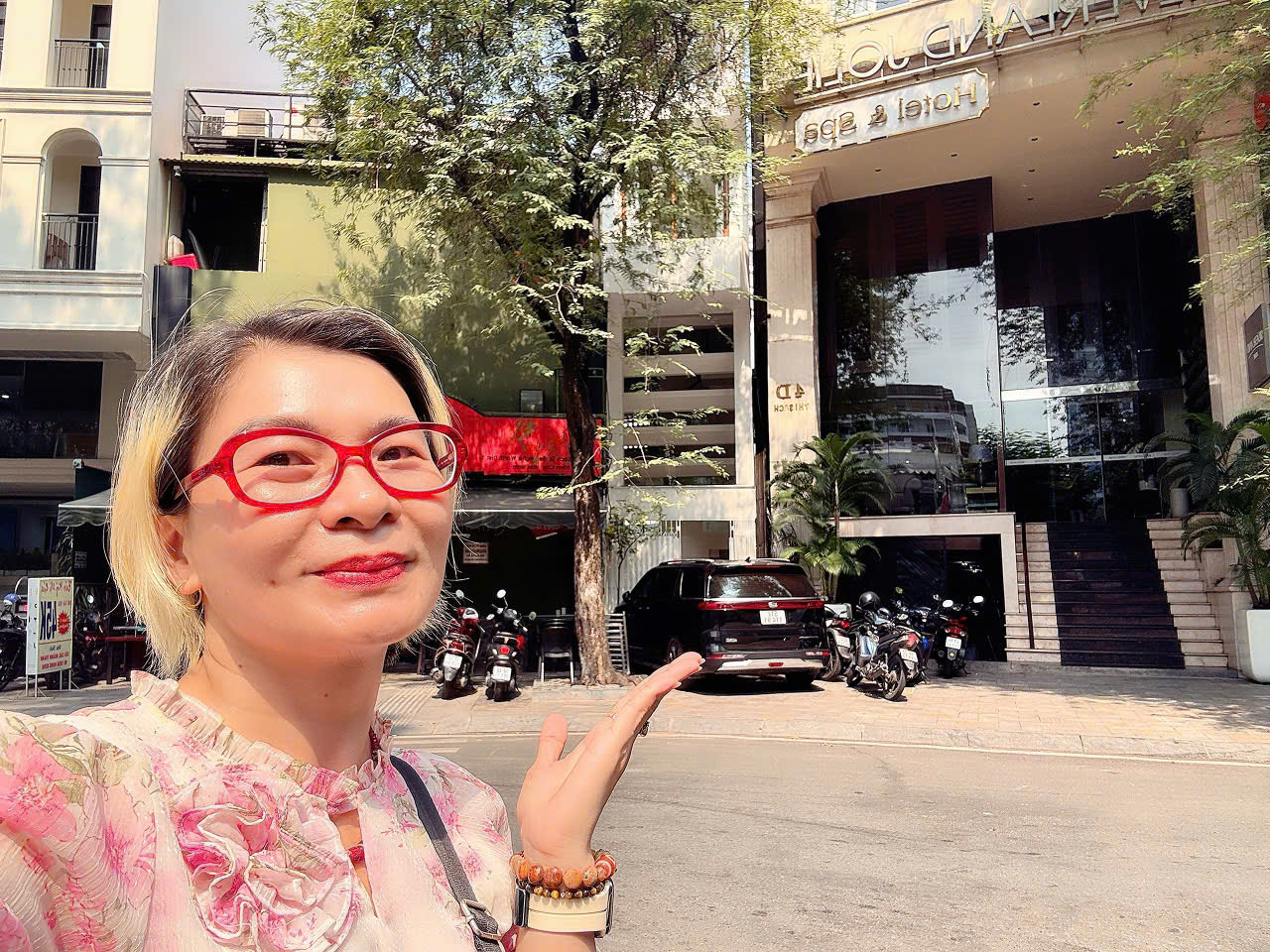 BÁN TÒA NHÀ 8 TẦNG CÓ HẦM- MẶT TIỀN Đ.ĐÔNG DU, QUẬN 1- DT 77M2- VỊ TRÍ SIÊU VIP HIẾM NHÀ BÁN- NGAY VÒNG XOAY CÔNG TRƯỜNG MÊ LINH- 0938676685 GIANG GIANG