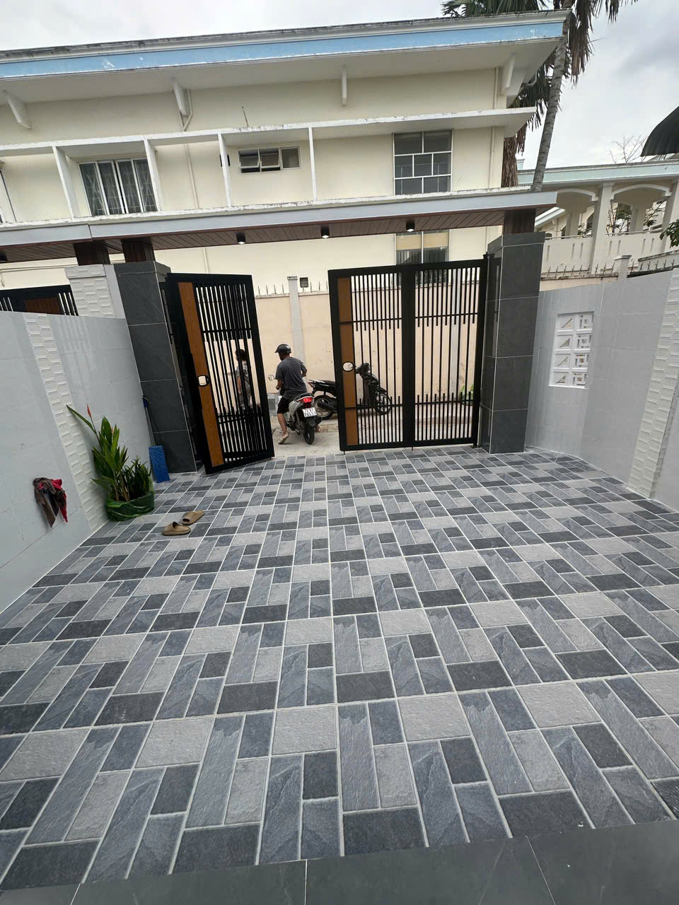 Nhà mới Phước Lâm - Phước Hưng - 117m2 - 2 mặt tiền - Gần biển, chợ, trường Lý Tự Trọng chỉ 1,95 tỷ