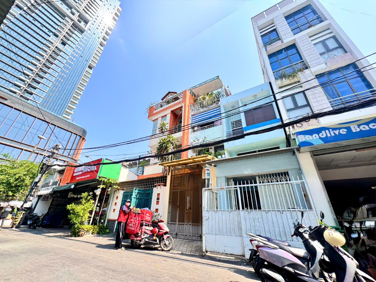 HIẾM 4,1M*17M- HDT 50TR/TH- BÁN NHÀ 5 TẦNG MẶT TIỀN 10M Đ.NGUYỄN TRÃI, P.NGUYỄN CƯ TRINH, QUẬN 1- 0938676685 GIANG GIANG