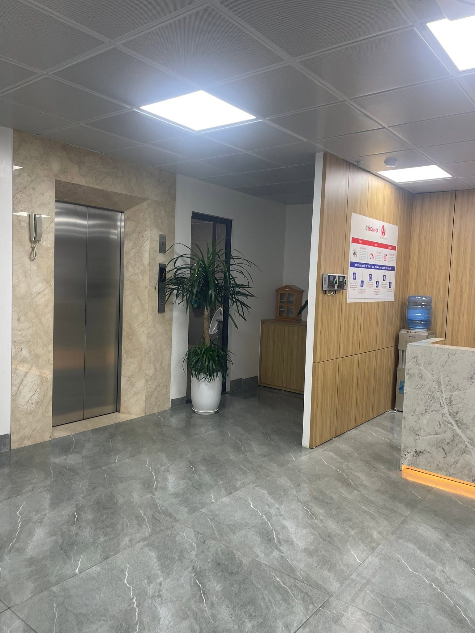 Cực hiếm! Bán nhà mặt phố Mai Hắc Đế, 110m2, 10 tầng thông sàn thang máy, mặt tiền 6.5m, 119.5 tỷ