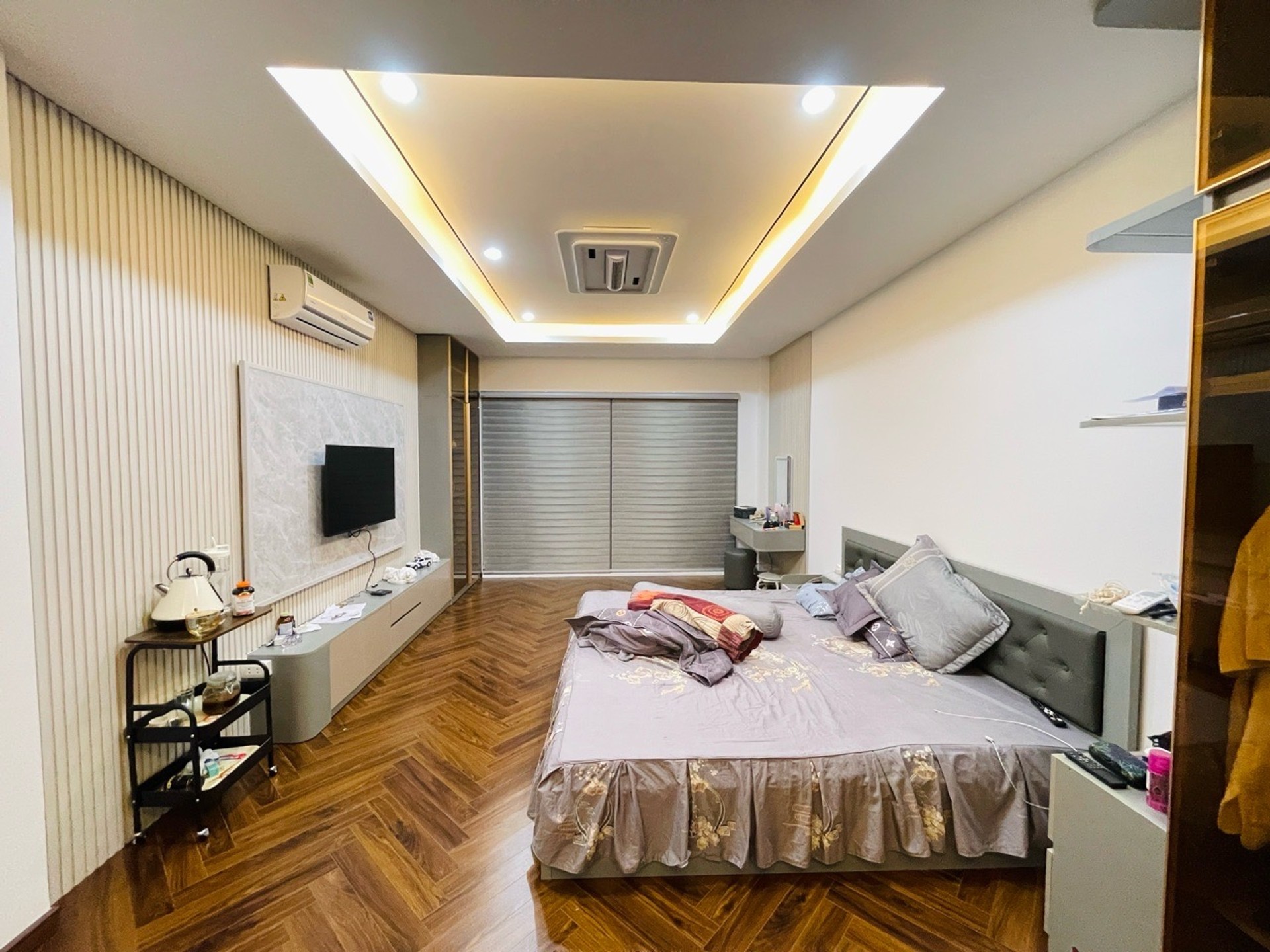 BÁN NHÀ PHỐ TRẠM 60M2- 7 Tầng THANG MÁY- GARA Ô TÔ- FULL NỘI THẤT- 22.x Tỷ-3