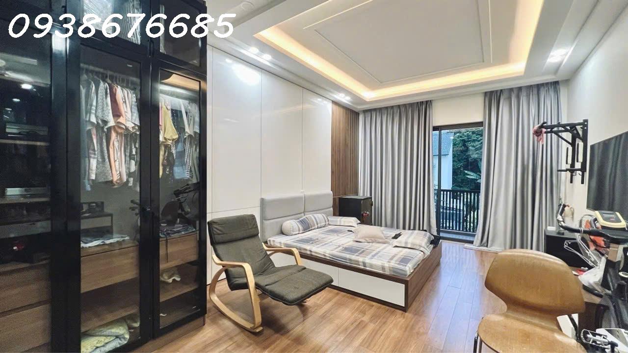BÁN NHÀ 5 TẦNG MẶT TIỀN HUYỀN QUANG, QUẬN 1- HIẾM VỊ TRÍ 3 MẶT TIỀN- DT 4M*16M VUÔNG ĐẸP- CHÍNH CHỦ 0938676685 GIANG GIANG XEM NHÀ-3