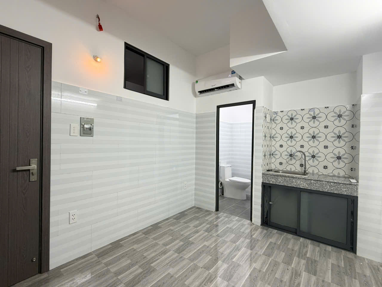 CHO THUÊ PHÒNG TRỌ 180 PHAN HUY ÍCH, P12, GÒ VẤP. 3.3TR/15M2/THÁNG. LH:0359203979-4