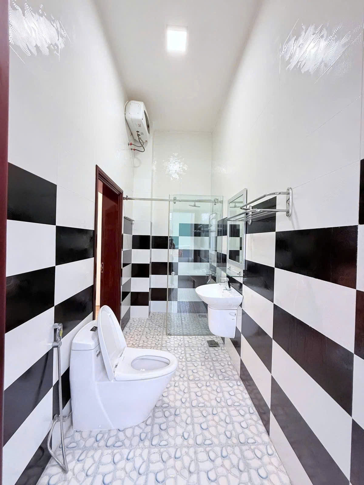 BIỆT THỰ ĐẸP – GIÁ TỐT – CẦN BÁN BIỆT THỰ TẠI Đ. Chơn Tâm 9, P. Hòa Khánh, Q. Liên Chiểu, TP. Đà Nẵng-3