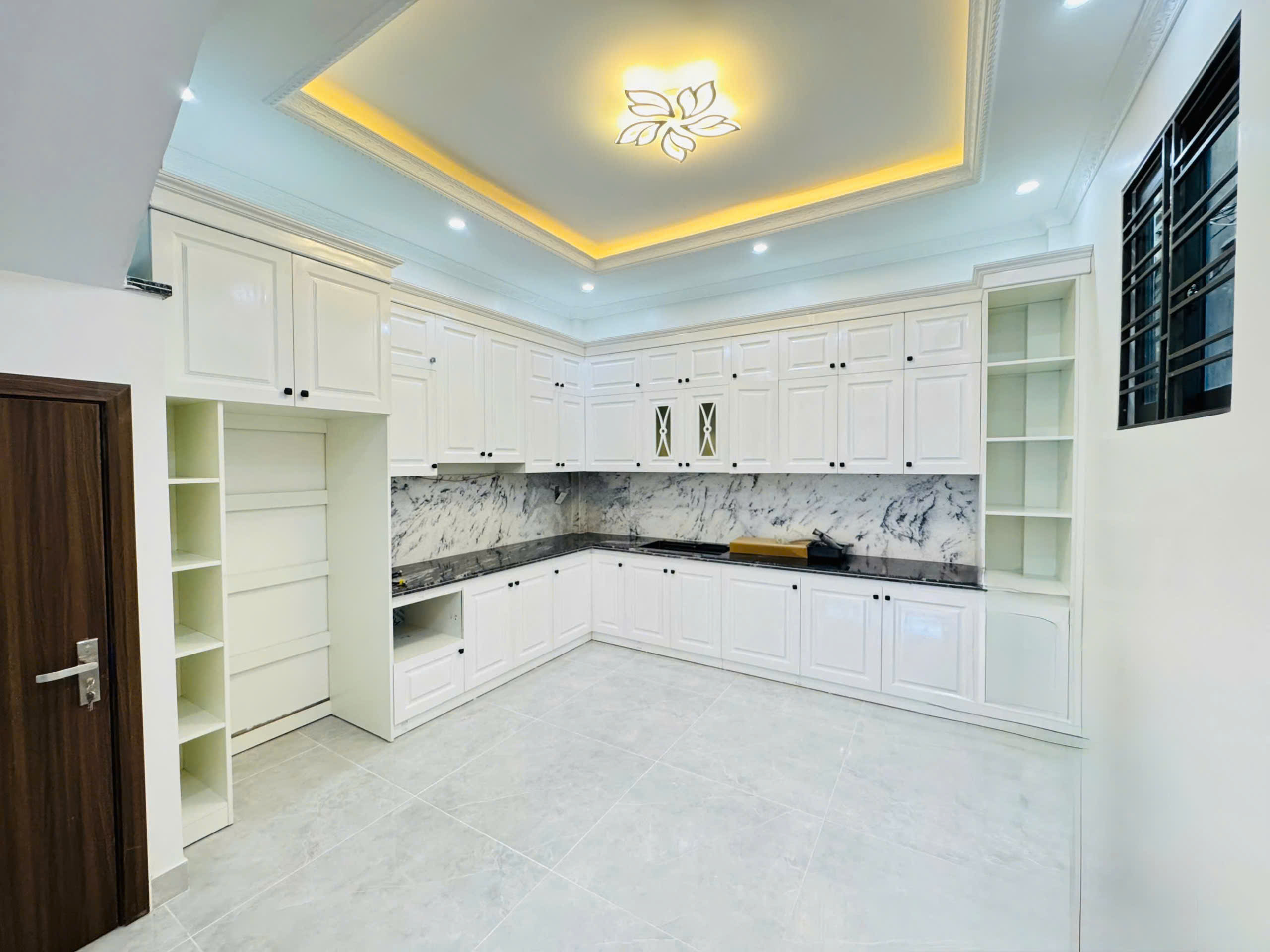 BÁN NHÀ 4 TẦNG ĐÀ NẴNG, NGÔ QUYỀN, HẢI PHÒNG  LÔ GÓC, KINH DOANH TỐT-3