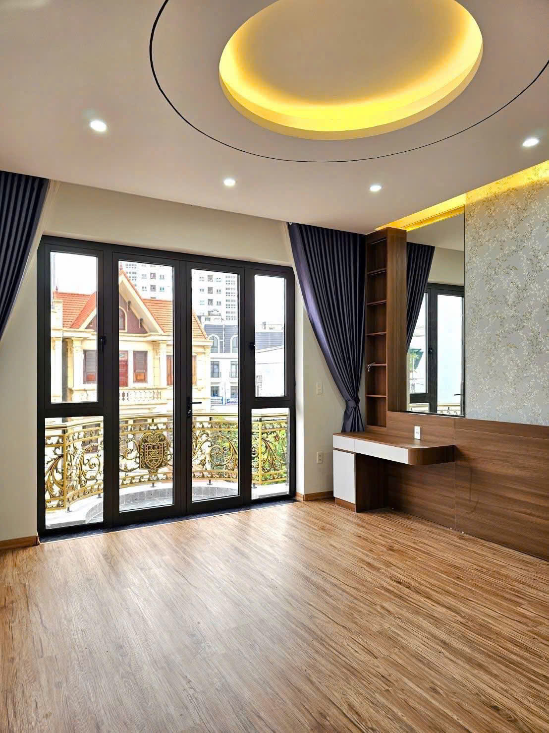 Nhà 5 tầng thang máy - Tuyến 2 Võ Nguyên Giáp  Vừa ở vừa kinh doanh-3