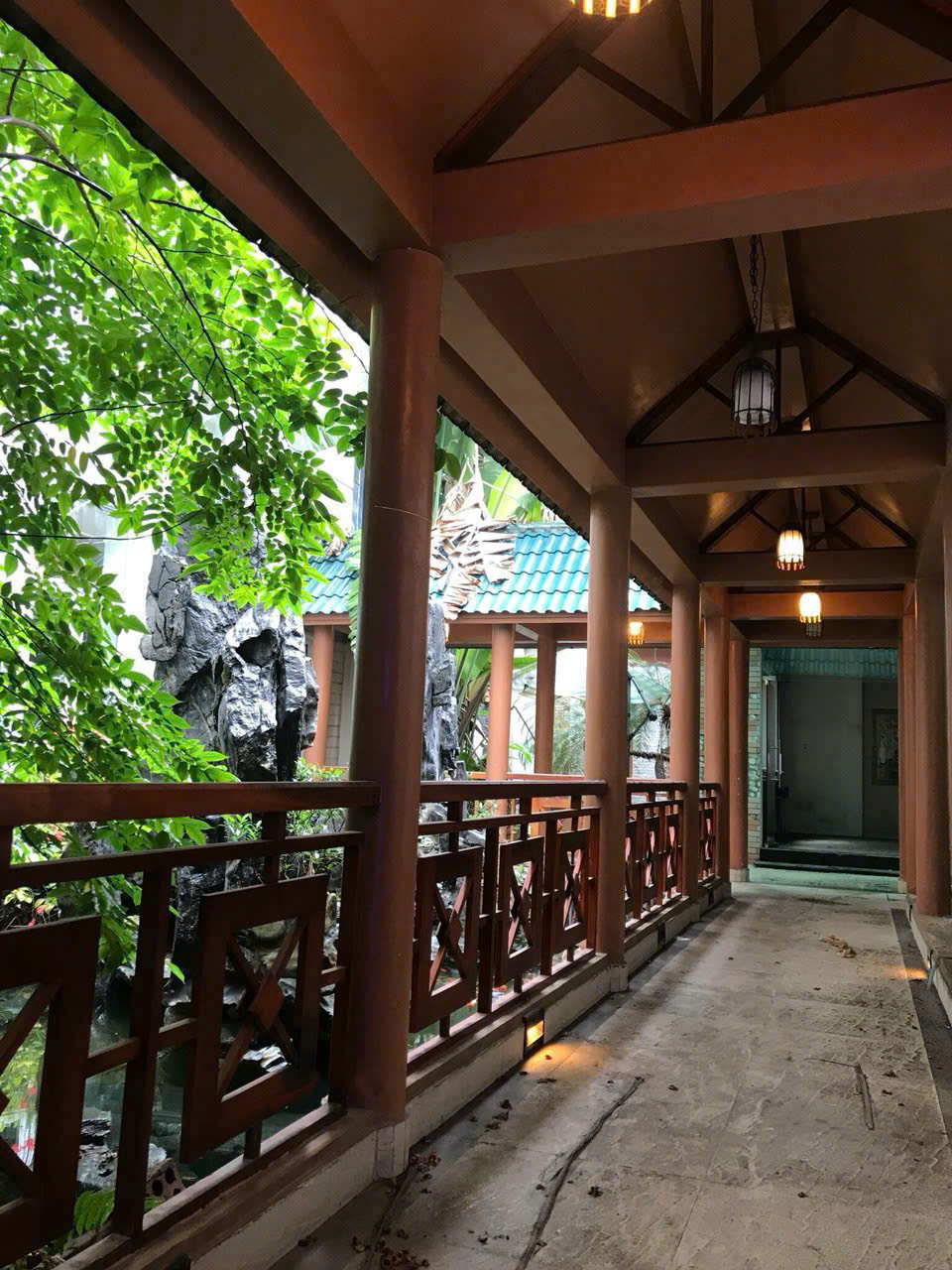Mặt đường Chợ Con - Hồ Sen  Qũy đất đầy tiềm năng