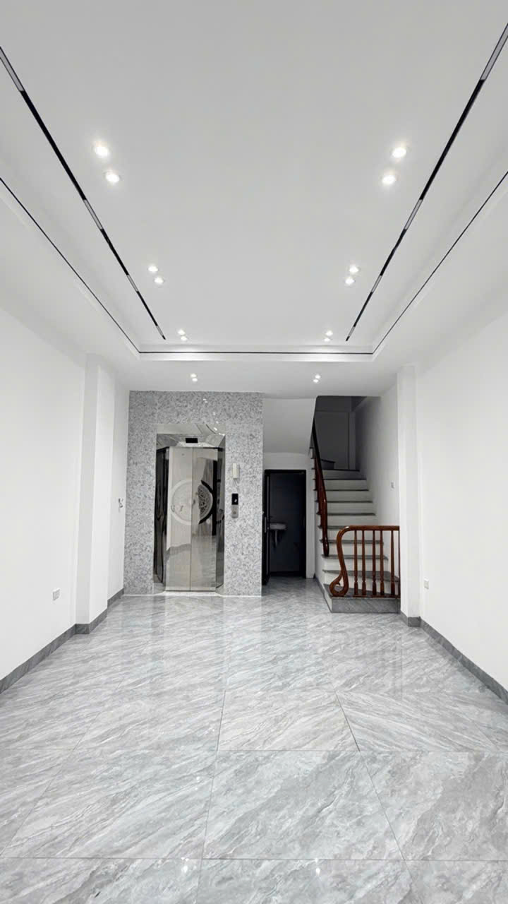 🏡🔥 BÁN NHÀ PHÚC LỢI – 45M² x 6 TẦNG – GARA Ô TÔ – THANG MÁY – FULL NỘI THẤT – NGÕ Ô TÔ THÔNG 🔥🏡