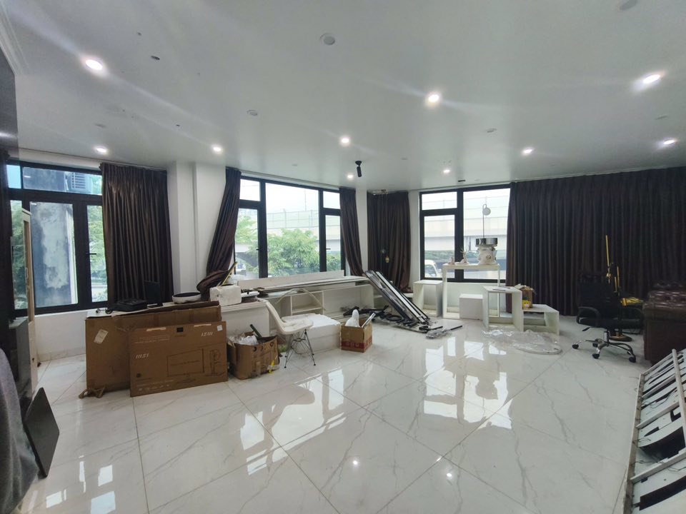 🔅 TÒA VĂN PHÒNG MẶT PHỐ PHẠM VĂN ĐỒNG, 70M2 6T THANG MÁY, MT 7M, CHỈ 26.5 TỶ 🔅