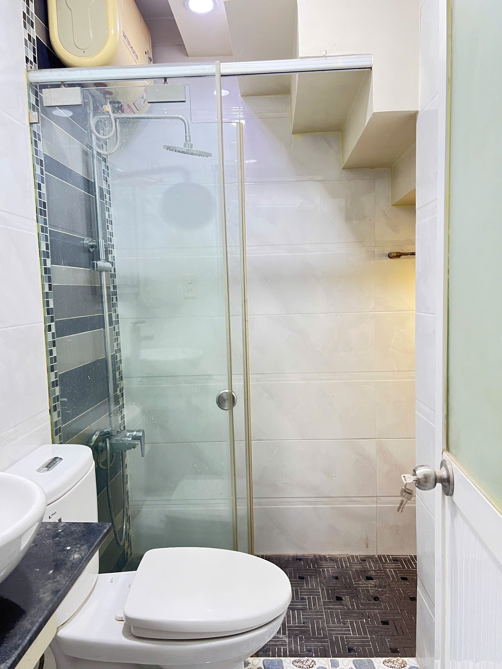 Nhà mới 2 tầng hẻm cụt đường Chánh Hưng P10Q8. Giá: 3.38 tỷ-4