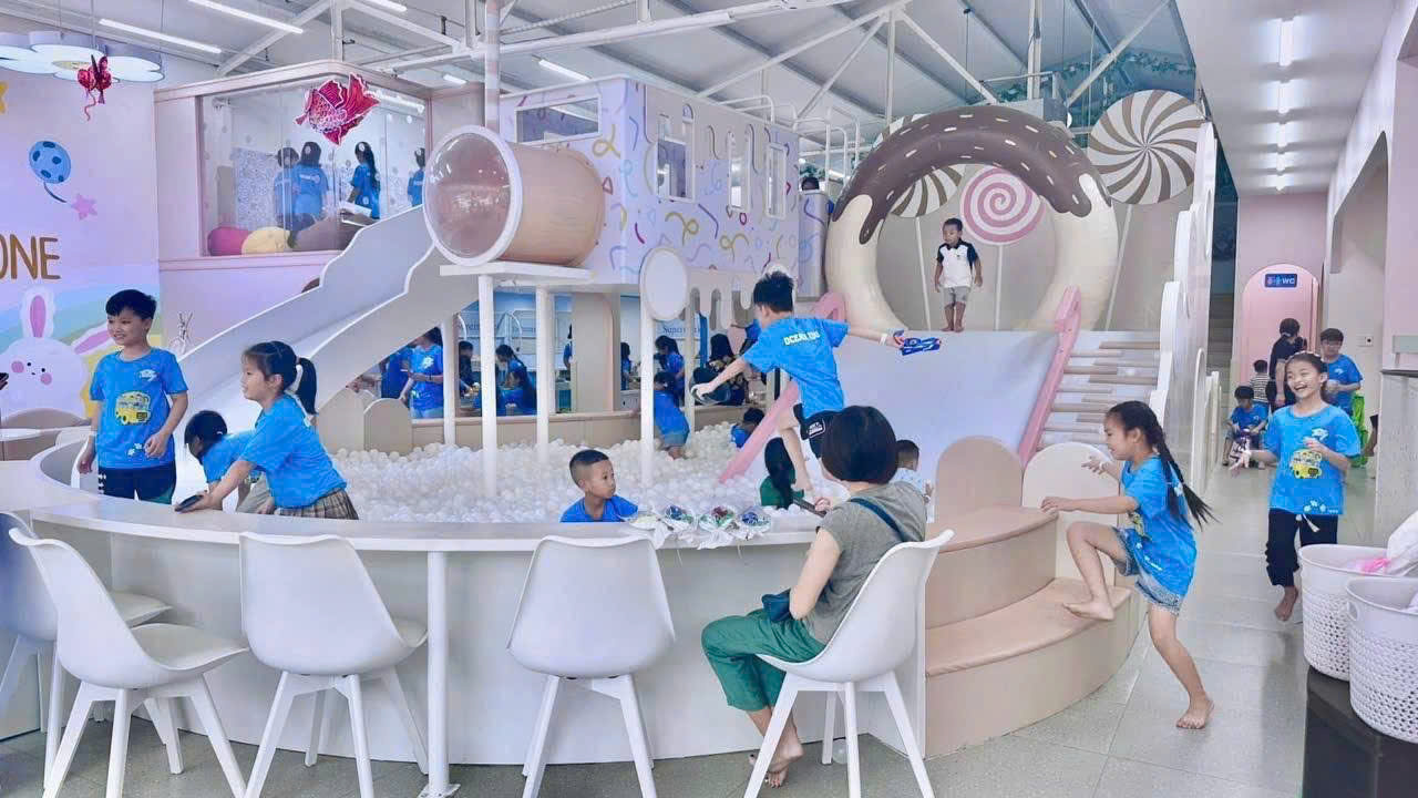 SANG NHƯỢNG GẤP KHU VUI CHƠI KẾT HỢP CAFE - YUMMY KID CAFE - TP HOA LƯ, NINH BÌNH-3
