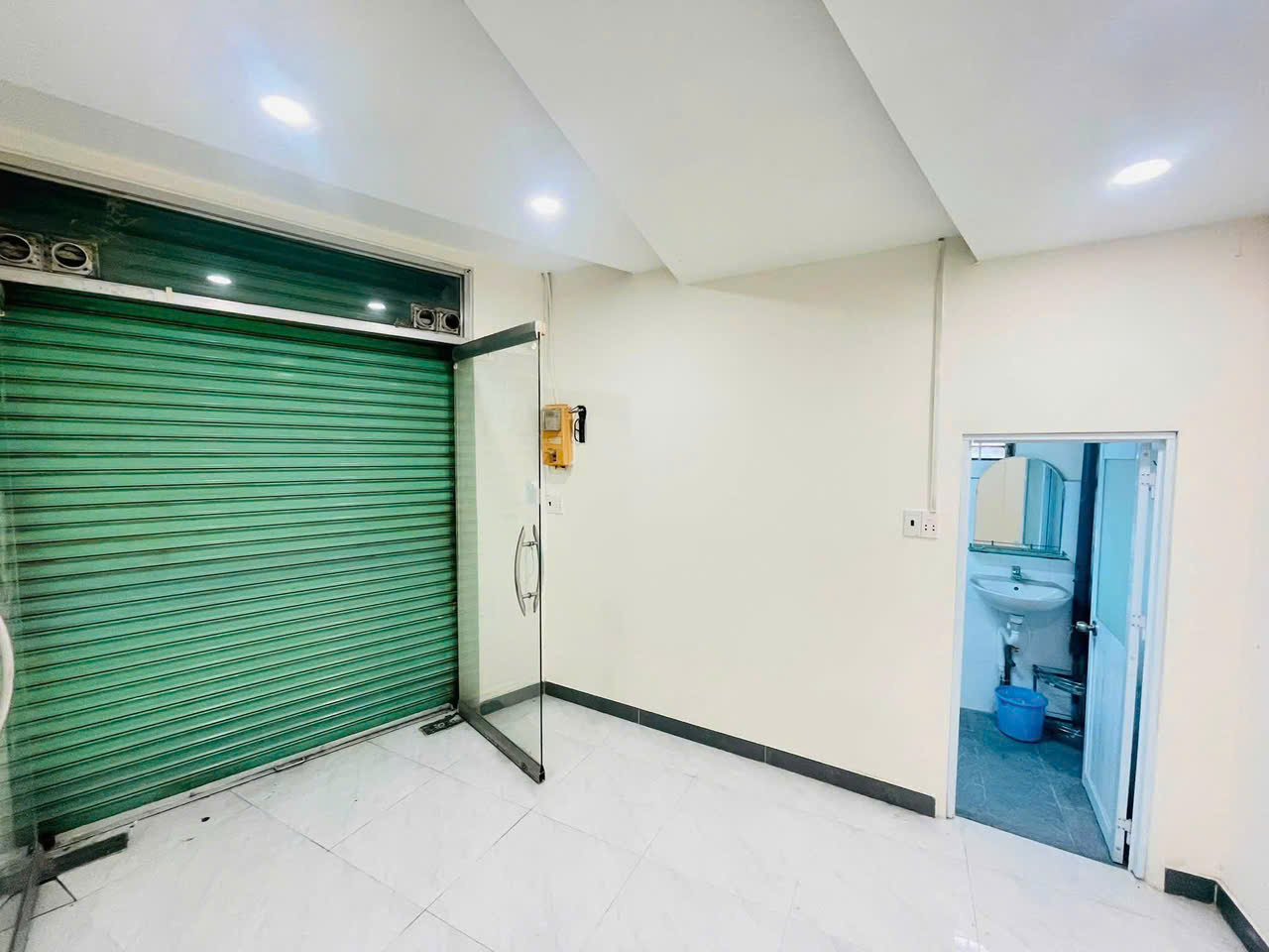 Bán nhà 2 Mặt tiền Nguyễn Hiền - khu Cư Xá Đô Thành, 4,8x9m, 3 Tầng - 3 PN, chỉ 10,9 Tỷ (TL)-3