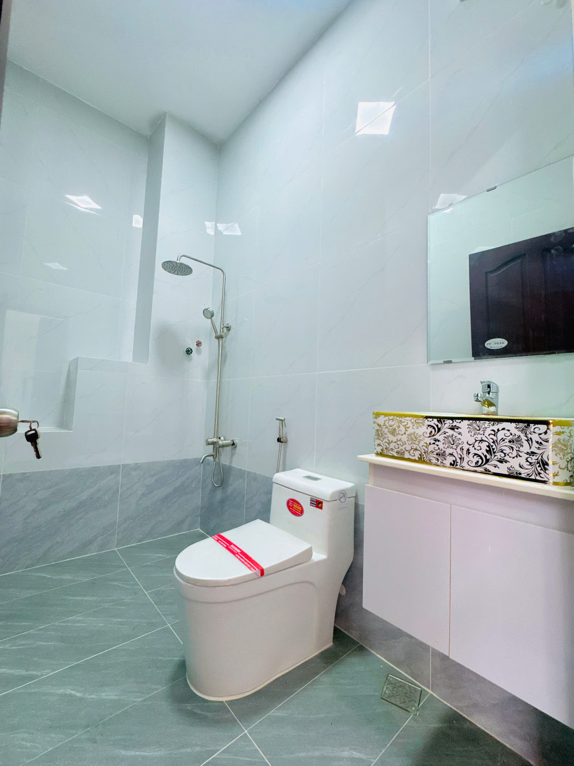 Nhà mặt tiền nội bộ khu VIP Bông Sao P5Q8-4
