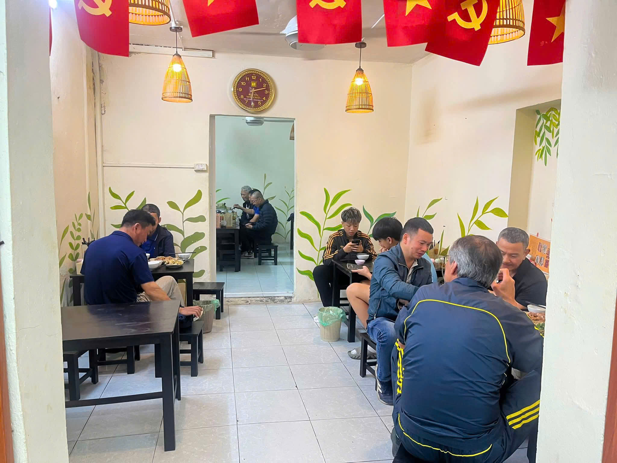 CẦN SANG NHƯỢNG QUÁN ĂN đang kinh doanh Vịt Vân Đình – Địa chỉ: 106 C4 Nghĩa Tân, Cầu Giấy, Hà Nội