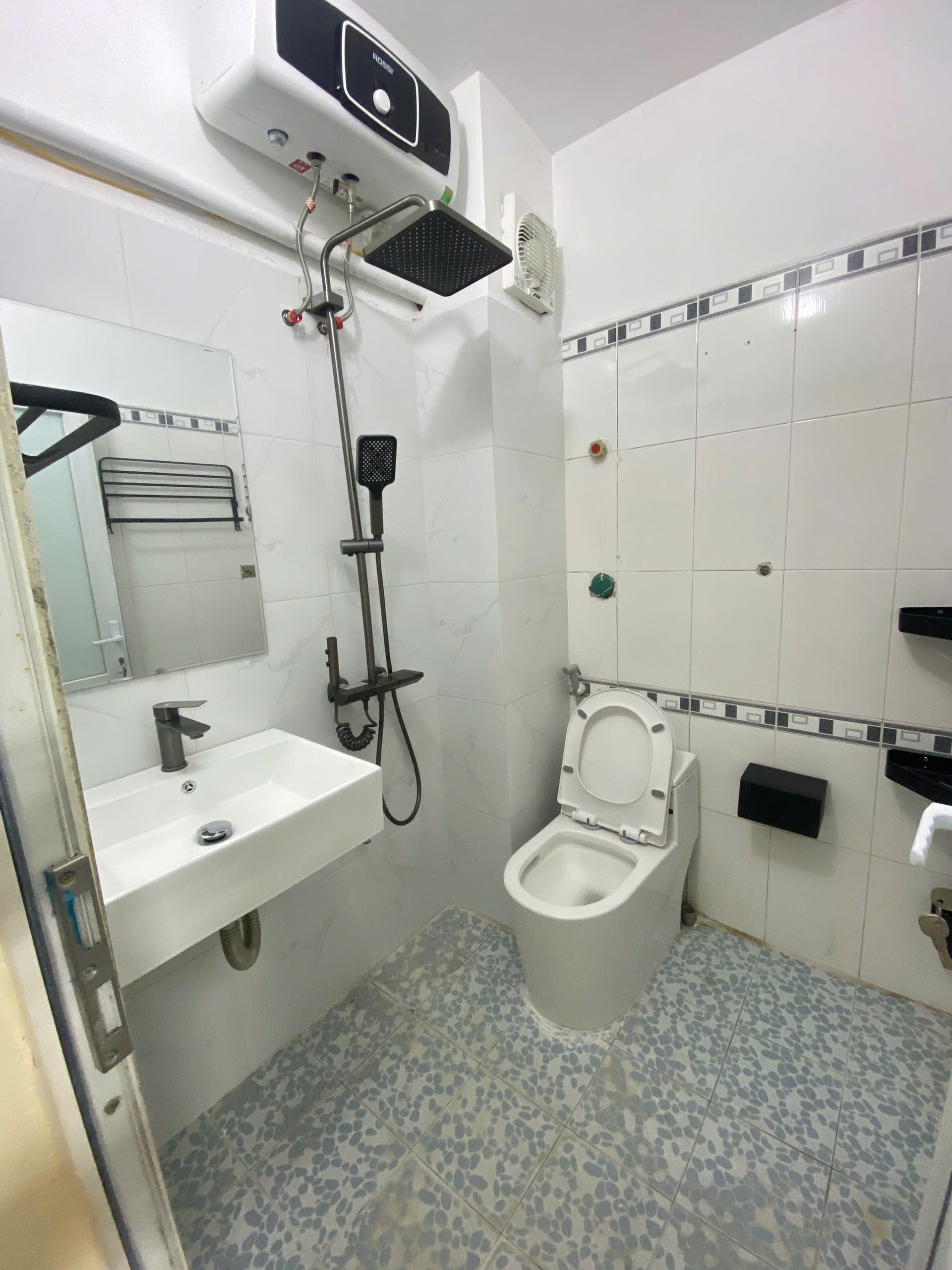 CHO THUÊ CĂN HỘ 2N1K TẠI TÂY MỖ, NAM TỪ LIÊM, HÀ NỘI - GIÁ 5TR/ THÁNG- PHÒNG MỚI KHAI TRƯỜNG-4