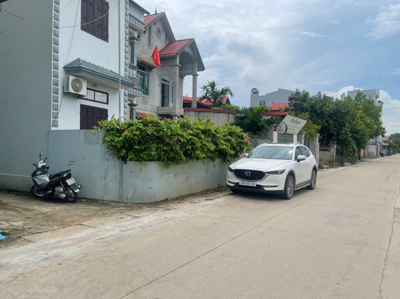 Bán đất tặng nhà 2 tầng Đông Anh- Hàng xóm Vin Cổ Loa-120m -oto tránh- kinh doanh hơn 8 tỷ(TL)