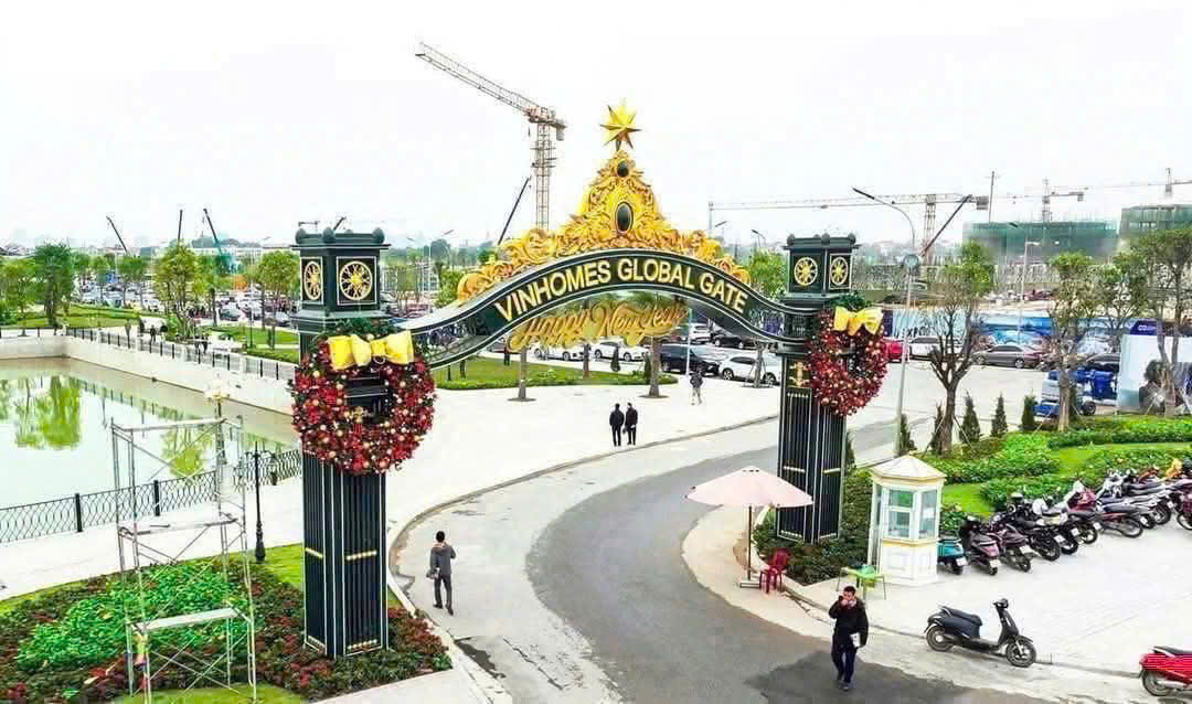 Bán đất tặng nhà 2 tầng Đông Anh- Hàng xóm Vin Cổ Loa-120m -oto tránh- kinh doanh hơn 8 tỷ(TL)