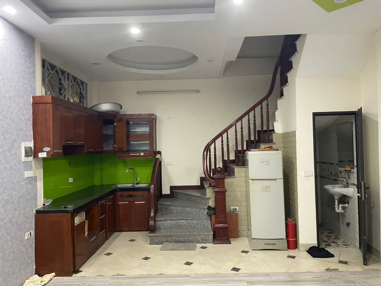 CHO THUÊ NHÀ 5 TẦNG – PHÙ HỢP HỘ GIA ĐÌNH HOẶC LÀM VĂN PHÒNG