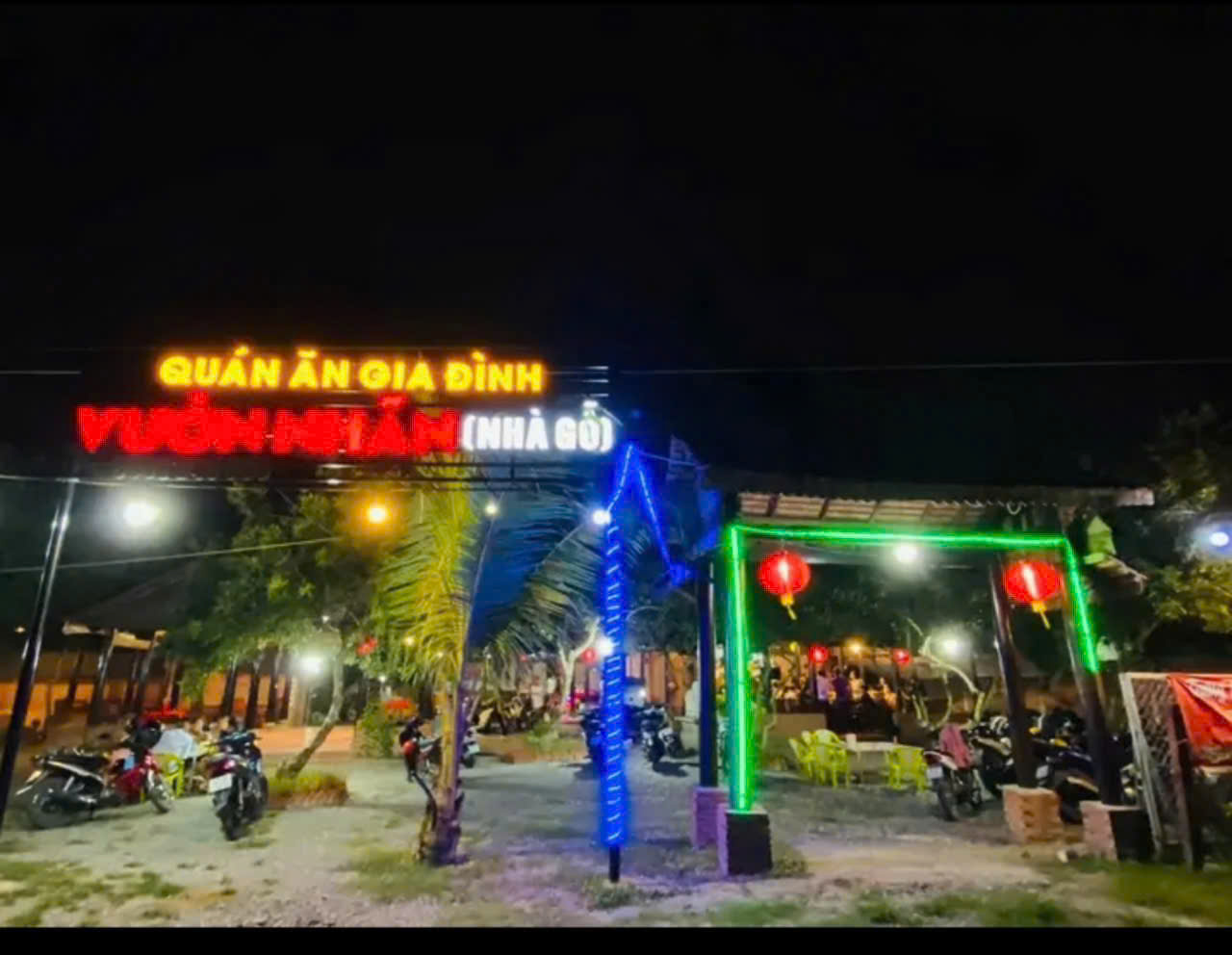 CHO THUÊ QUÁN ĂN – VƯỜN NHÃN NHÀ GỖ-4
