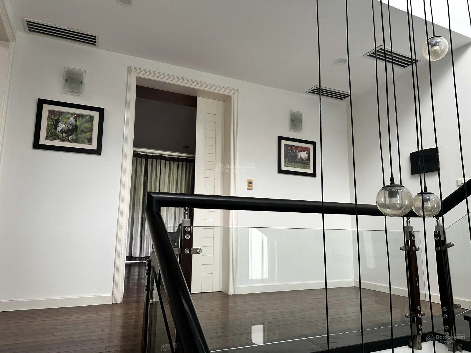 Bán nhà phố Võng Thị Trích Sài, 90m, mặt tiền 5m, ngoài 20 tỷ