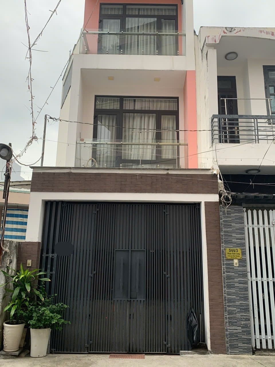 Bán nhà hẻm sát mặt tiền Phan Xích Long, Phú Nhuận, hẻm ô tô rộng, 78m2, Giá 18.5 tỷ - Ở ngay