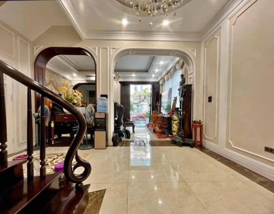 Bán nhà phố Kim Mã Thượng Linh Lang, gần phố, 130m, xây apartment cực đẹp, giá hợp lý