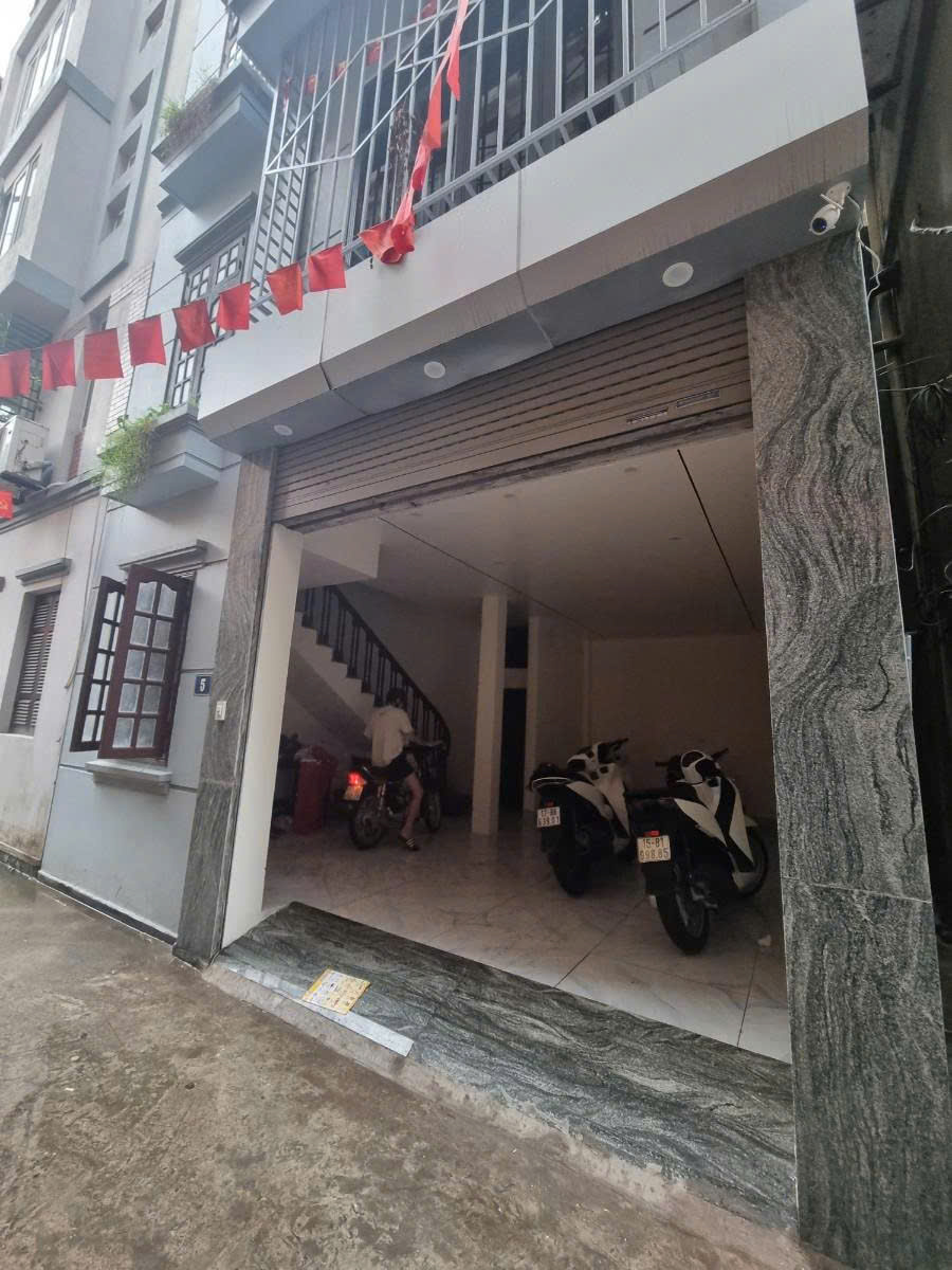 BÁN NHÀ NGUYỄN TRÃI, CÁCH PHỐ 35M, LÔ GÓC, DT45M2 5T, Ô TÔ TRÁNH, Ở CHO THUÊ, CHỈ 14.X TỶ