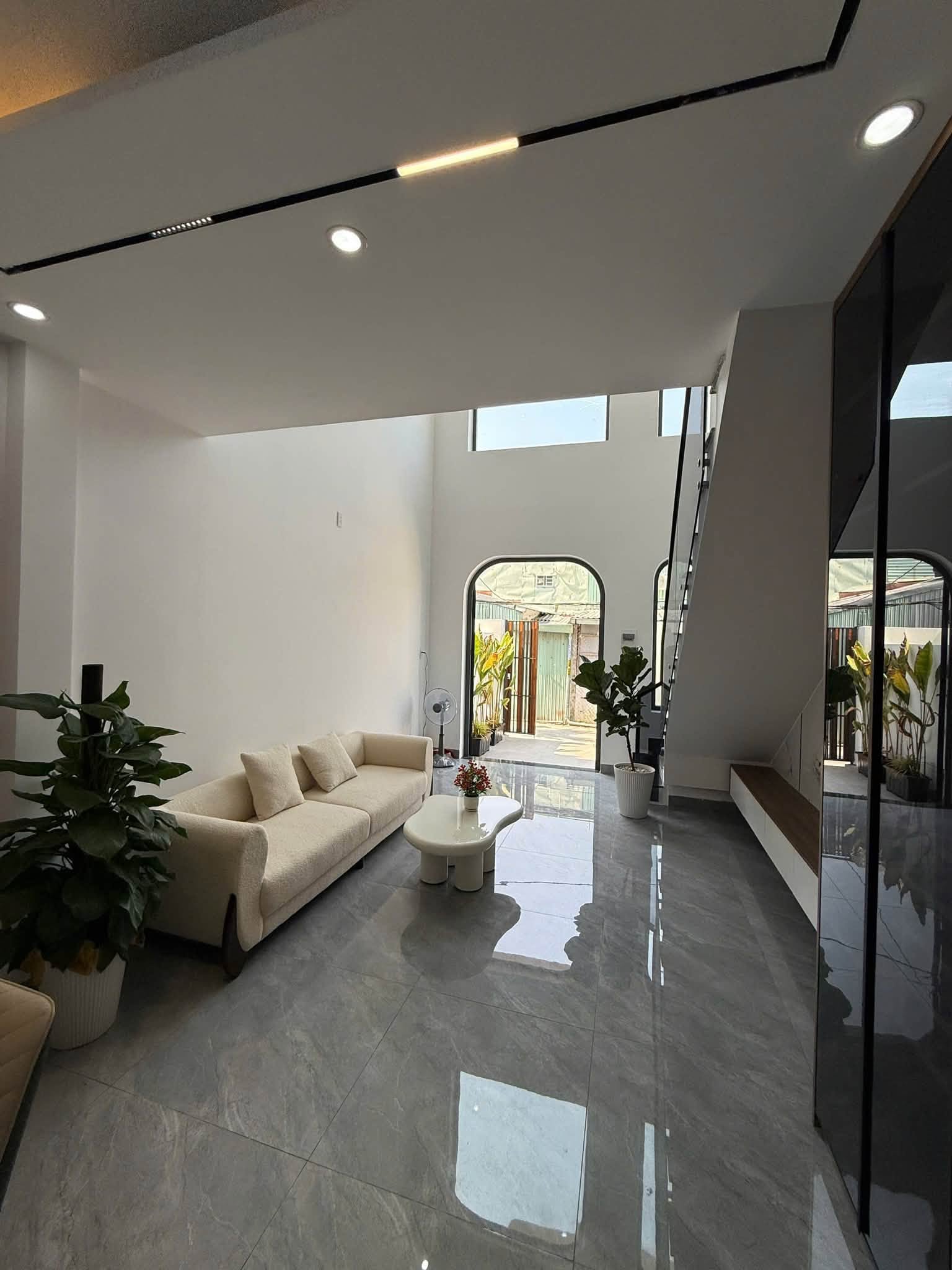 Bán Căn Nhà 2 Tầng - đường Phạm Như Xương - Gần Bệnh Viện Đa Khoa