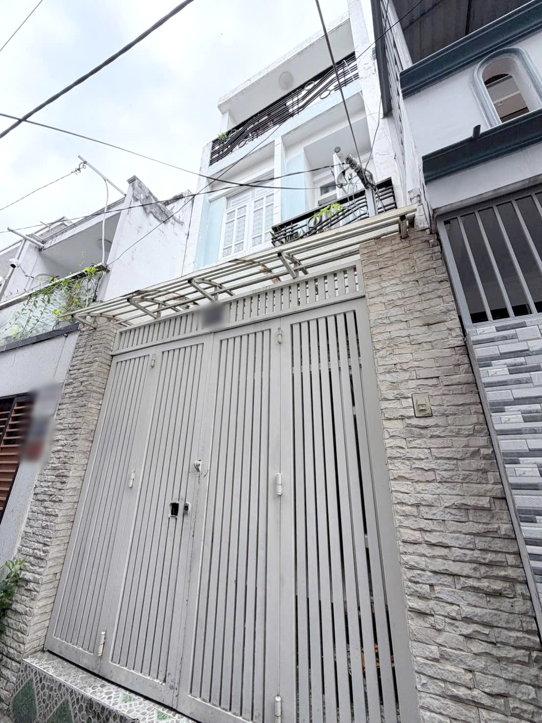 Bán nhà hẻm gần chợ Phạm Thế Hiển P4Q8 P.Chánh Hưng