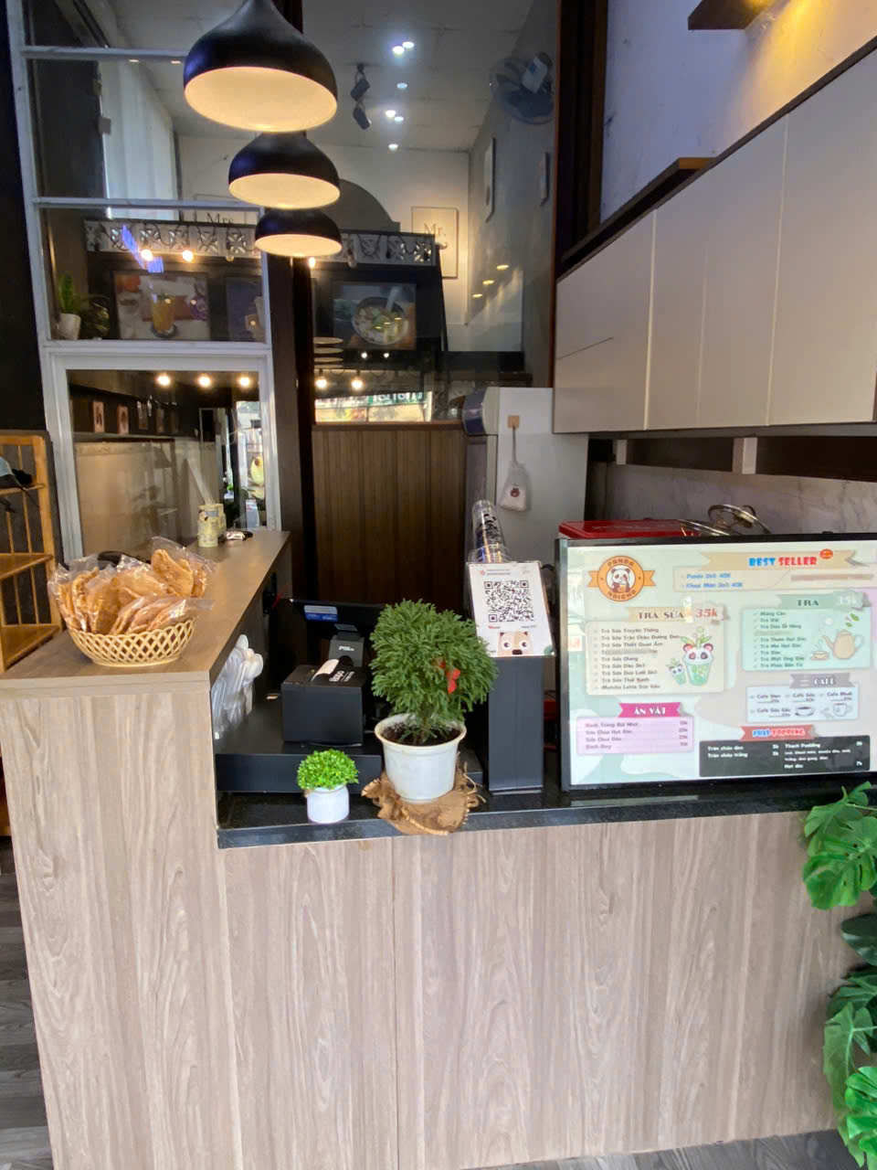 SANG QUÁN CÀ PHÊ MÁY LẠNH – GẦN ĐH THỦ DẦU MỘT Đường Trần Văn Ơn, cách cổng 4 ĐH Thủ Dầu Một khoảng 300m-3