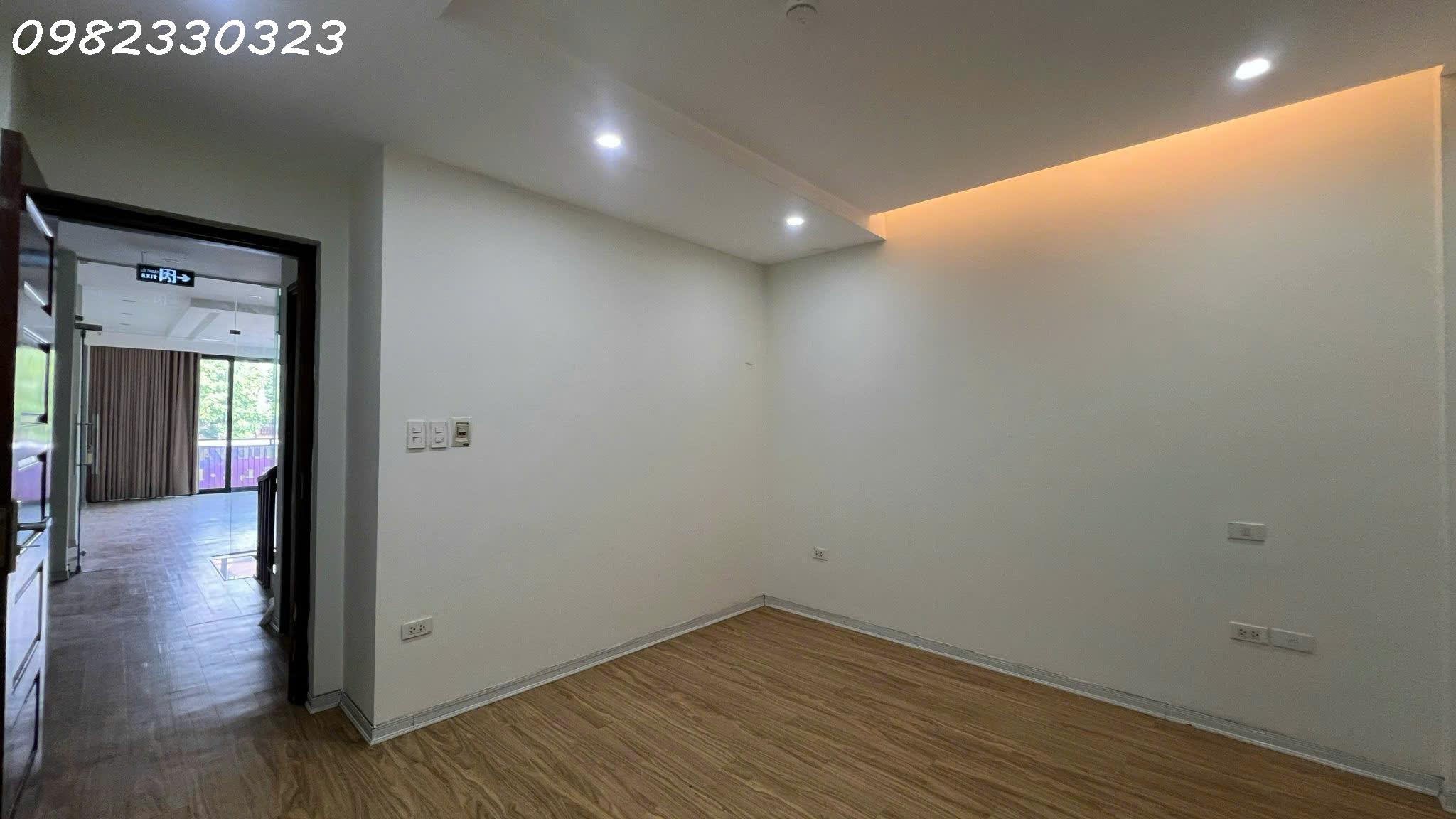 Cho thuê nhà làm văn phòng (tầng 1: 60m2, tầng 2: 62m2) tại Thanh Liệt, Hà Nội-4