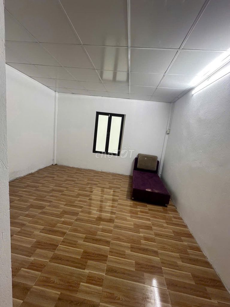 Chính chủ cho thuê nhà riêng giá rẻ ở ngõ 183 Đặng Tiến Đông, Đống Đa
