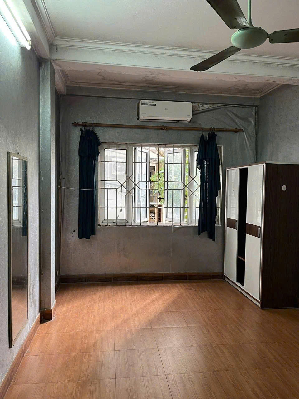 CHO THUÊ NHÀ NGUYÊN CĂN 3 TẦNG TẠI  NGÕ 213 GIÁP NHẤT, THANH XUÂN, HÀ NỘI