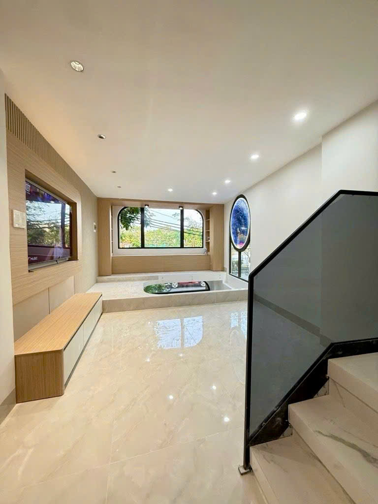 BÁN NHÀ 4 TẦNG MỚI- CĂN GÓC 2 MẶT TIỀN VIEW SÔNG HOÀNG SA & NGUYỄN VĂN NGUYỄN, P.TÂN ĐỊNH, QUẬN 1- DT 9M*8M- CHÍNH CHỦ 0938676685 GIANG GIANG-4