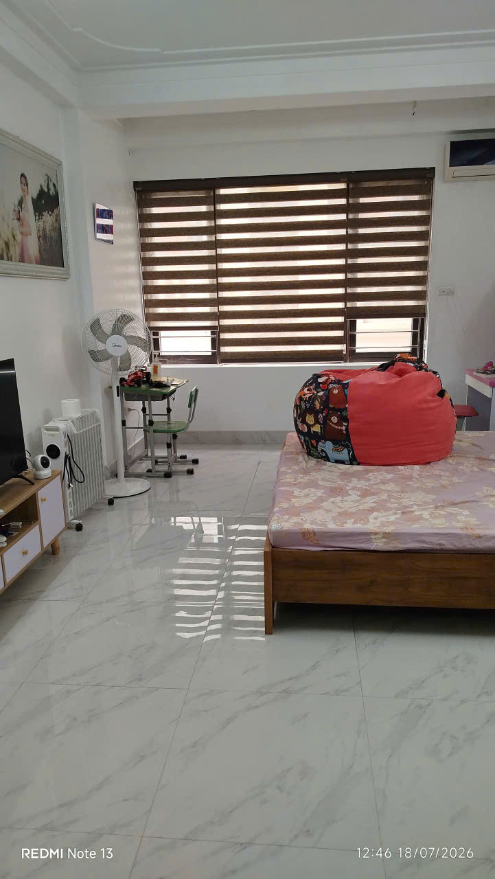 Chính chủ bán nhà 5 tầng 36m²,phố Nhật Chiêu, 20m ra Hồ Tây,ô tô qua nhà-12 tỷ,sđt 0382188085-4
