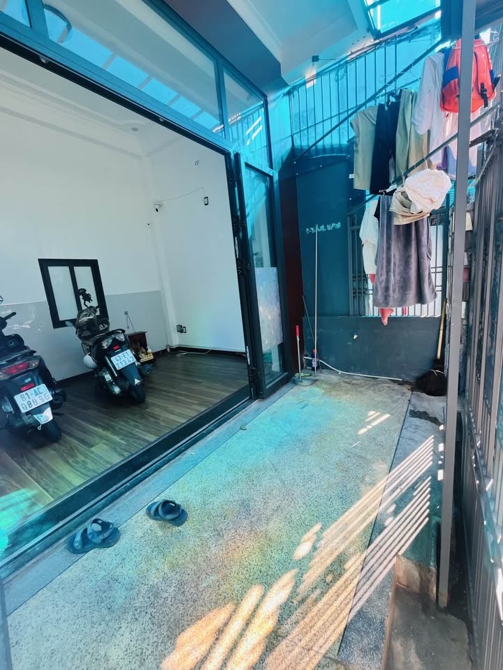 ♣ Kiệt 3m Hoàng Diệu, View Công Viên, gần Chợ, 73m2, 2 tầng, 5 phòng thu 18tr/th, 4.x tỷ-4