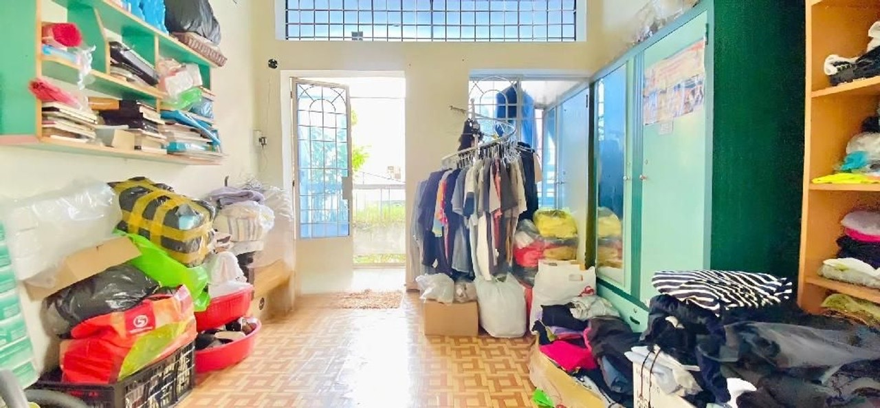 Nhà hẻm xe hơi Lạc Long Quân  35m² (3.8 x 12m)  5.4 tỷ