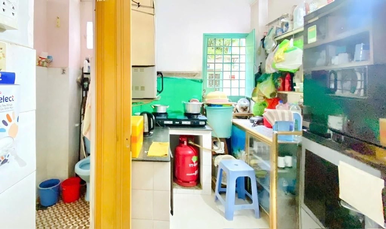Nhà hẻm xe hơi Lạc Long Quân  35m² (3.8 x 12m)  5.4 tỷ-4