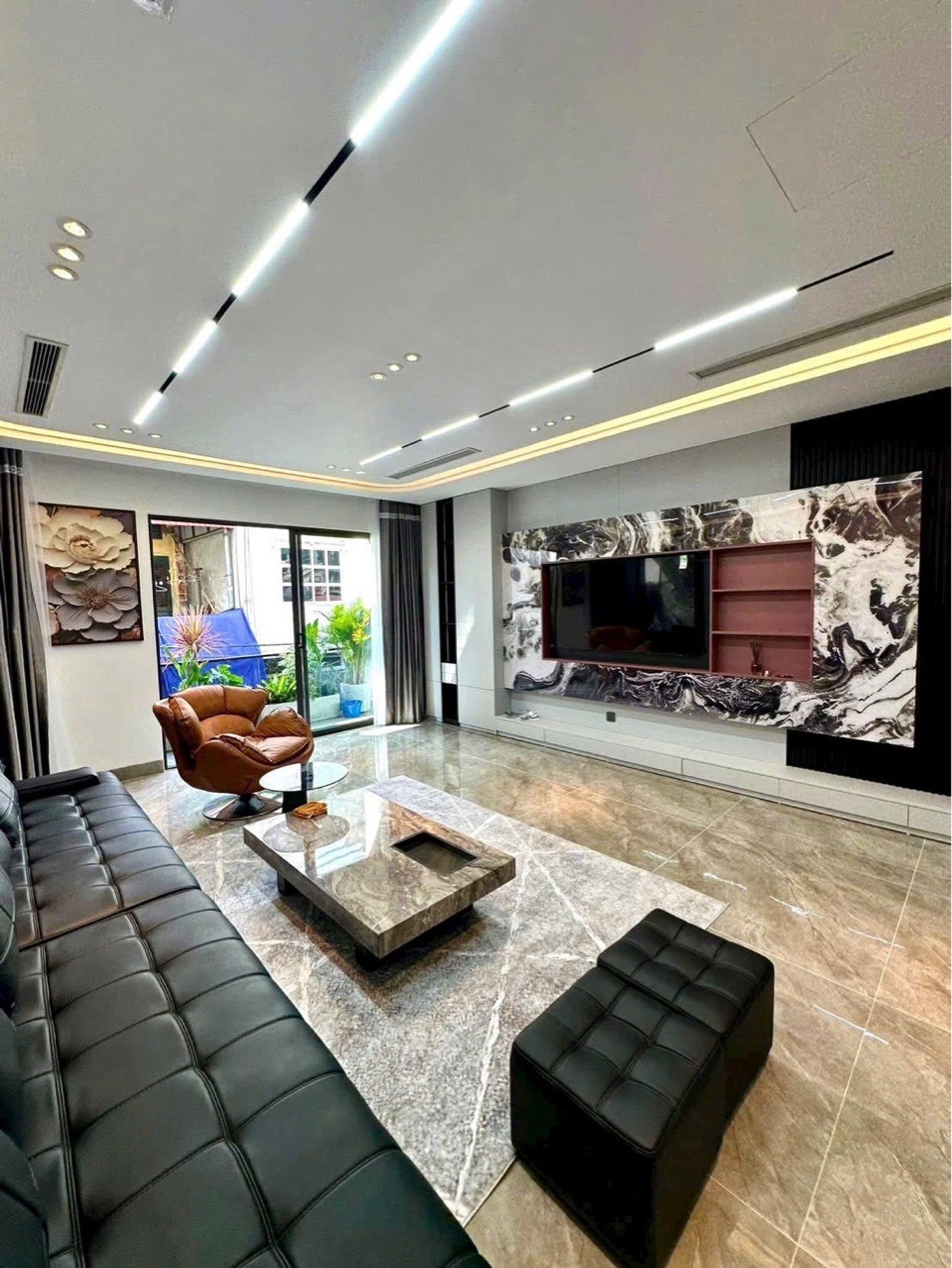 BÁN NHÀ VIỆT HƯNG 110M2- 7 Tầng THANG MÁY- GARA 3 Ô TÔ- 23.x Tỷ-3